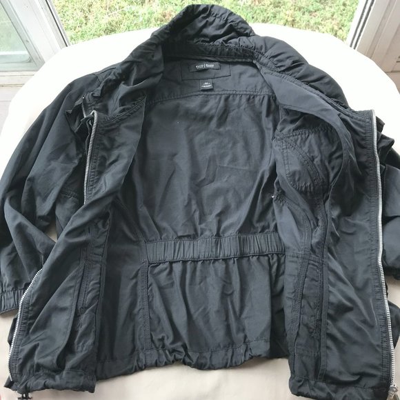 White House Black Market Black Ruffled Lapel Light Nylon Jacket Size 14 - Picture 7 of 10